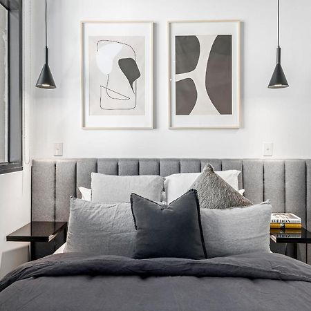 Luxuria Apartments - Bourke Мелбърн Екстериор снимка