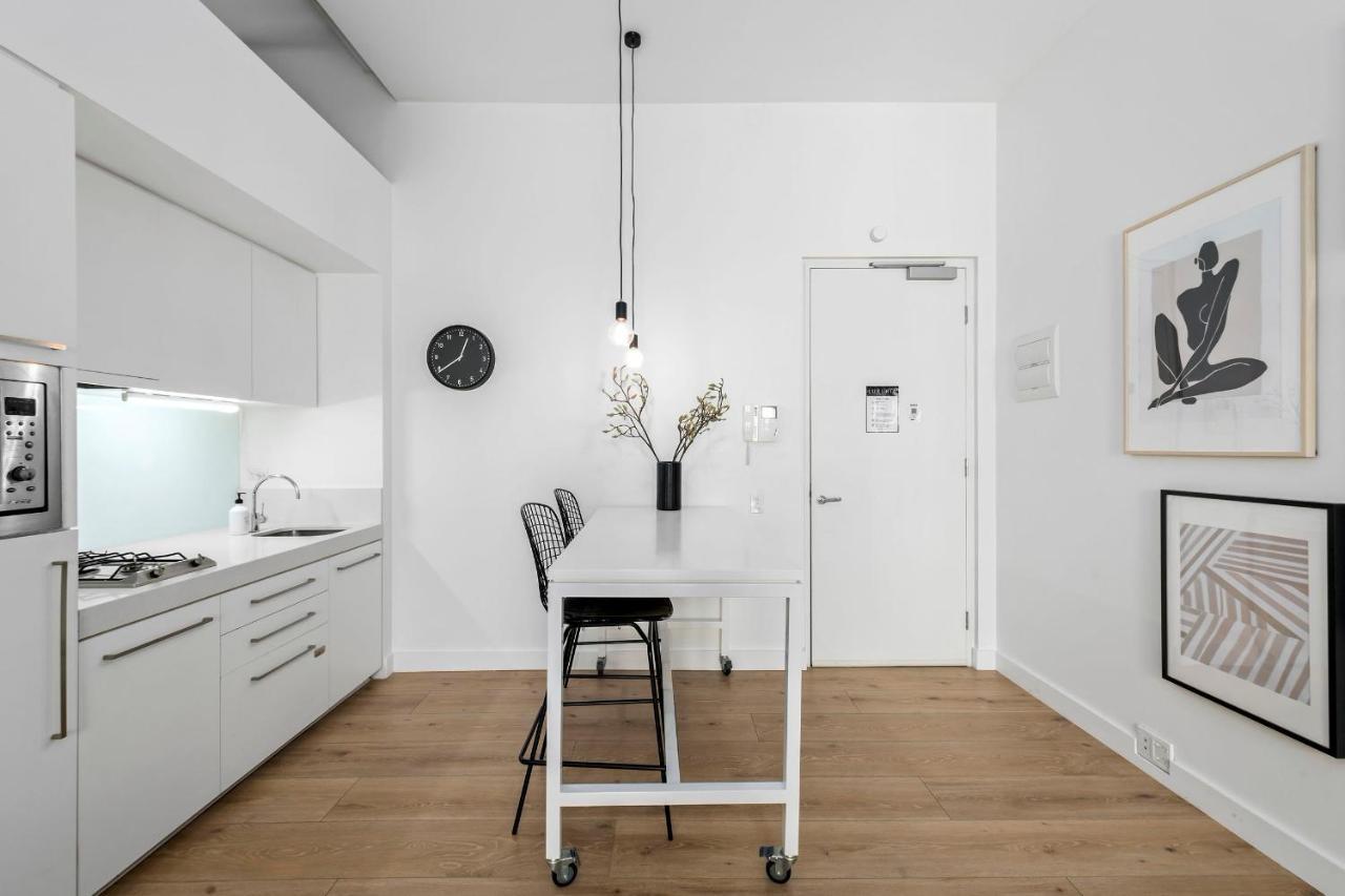 Luxuria Apartments - Bourke Мелбърн Екстериор снимка