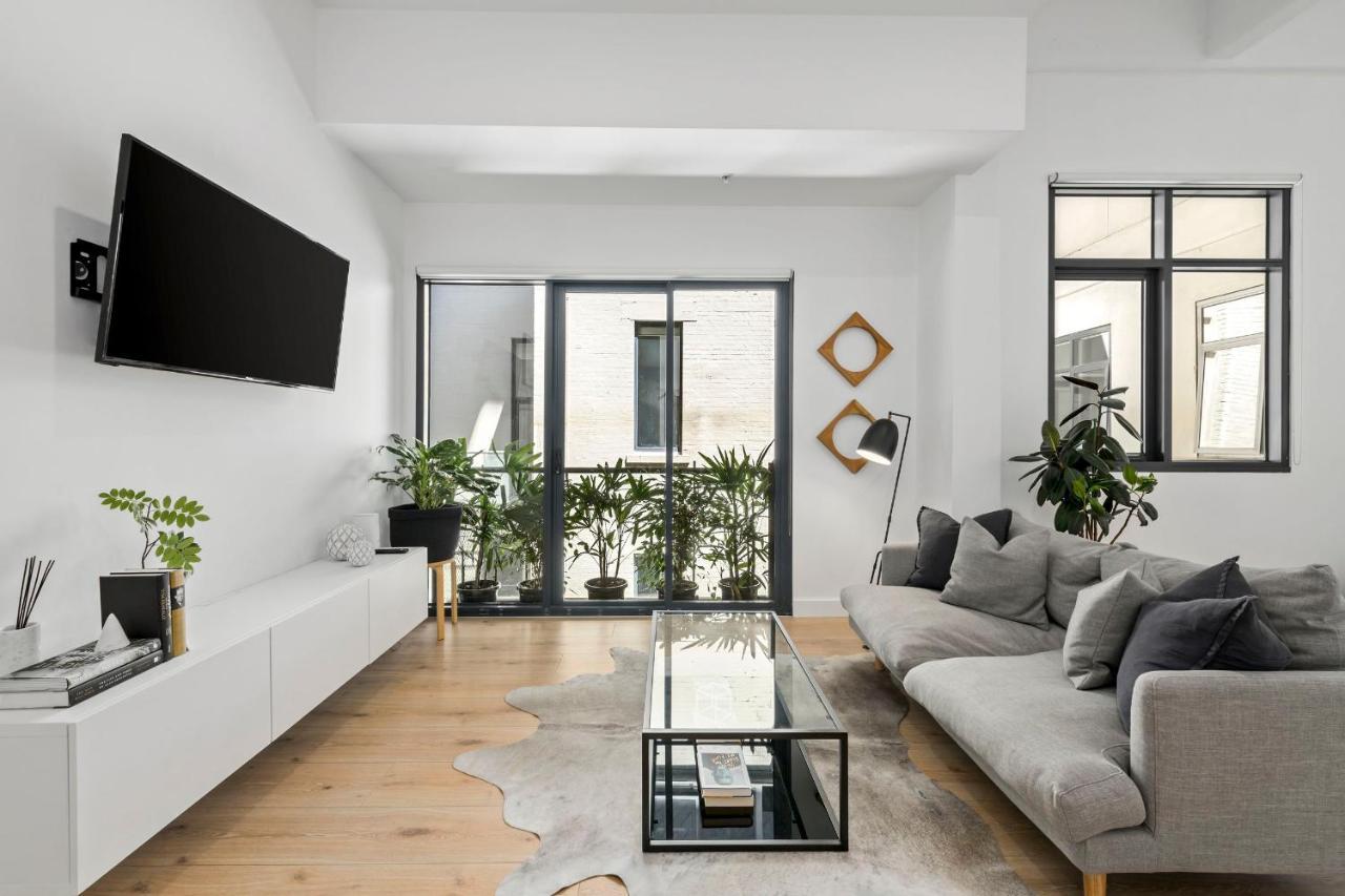 Luxuria Apartments - Bourke Мелбърн Екстериор снимка
