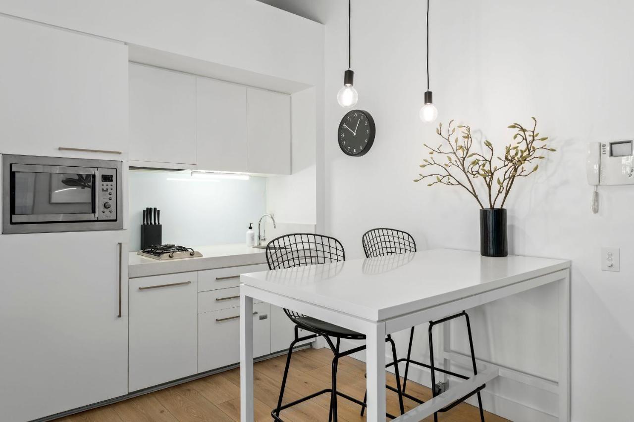 Luxuria Apartments - Bourke Мелбърн Екстериор снимка